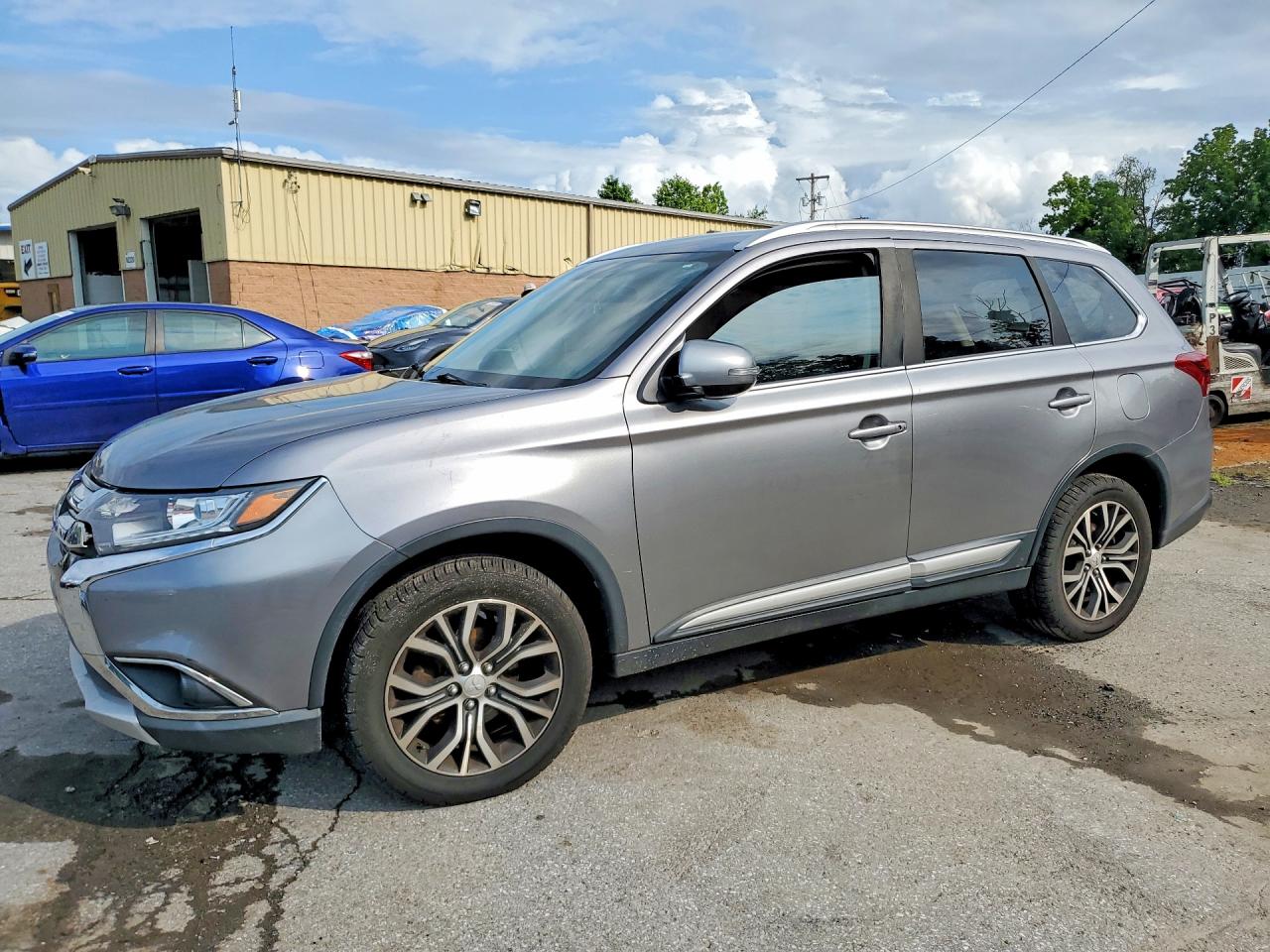 2018 MITSUBISHI OUTLANDER SE | JA4AZ3A32JJ005856 | UPCARS
