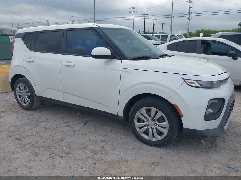 2022 KIA SOU LX | KNDJ23AU9N7153637 | UPCARS