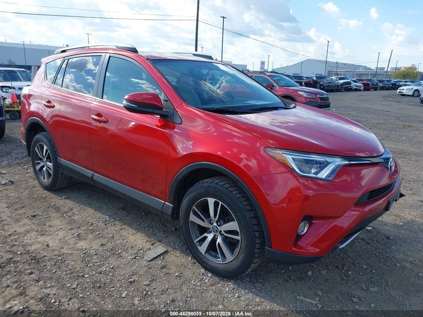 2016 TOYOTA RAV4 XLE | JTMRFREVXGJ093662 | UPCARS