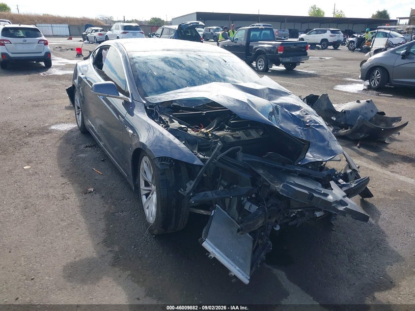 2020 TESLA MODEL S LONG RANGE DUAL MOTOR ALL-WHEEL DRIVE/LONG RANGE PLUS DUAL MOTOR ALL-WHEEL DRIVE | 5YJSA1E21LF396788 | UPCARS