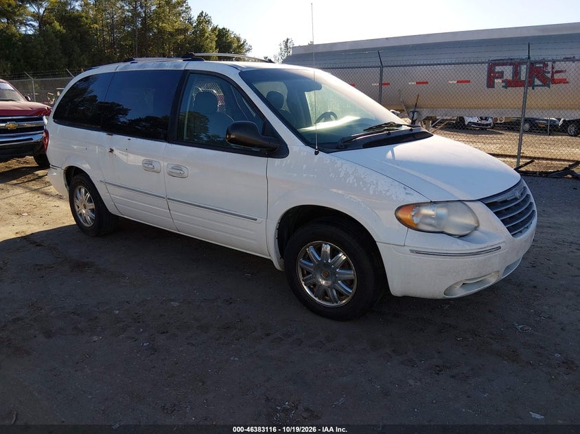 2005 CHRYSLER TOWN & COUNTRY LIMITED | 2C8GP64L55R245146 | UPCARS