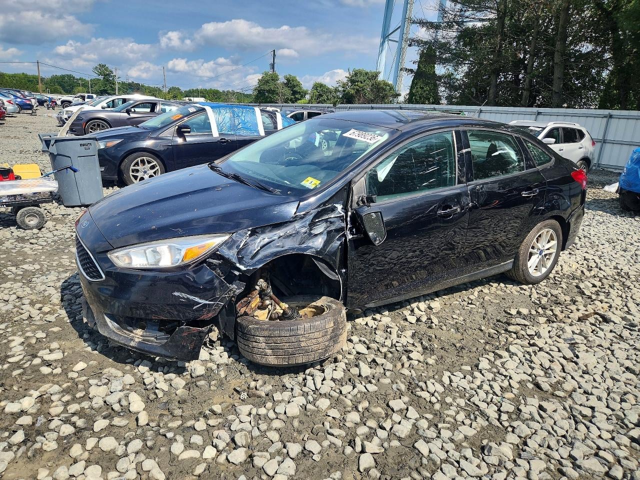 2017 FORD FOCU SE | 1FADP3F2XHL348041 | UPCARS