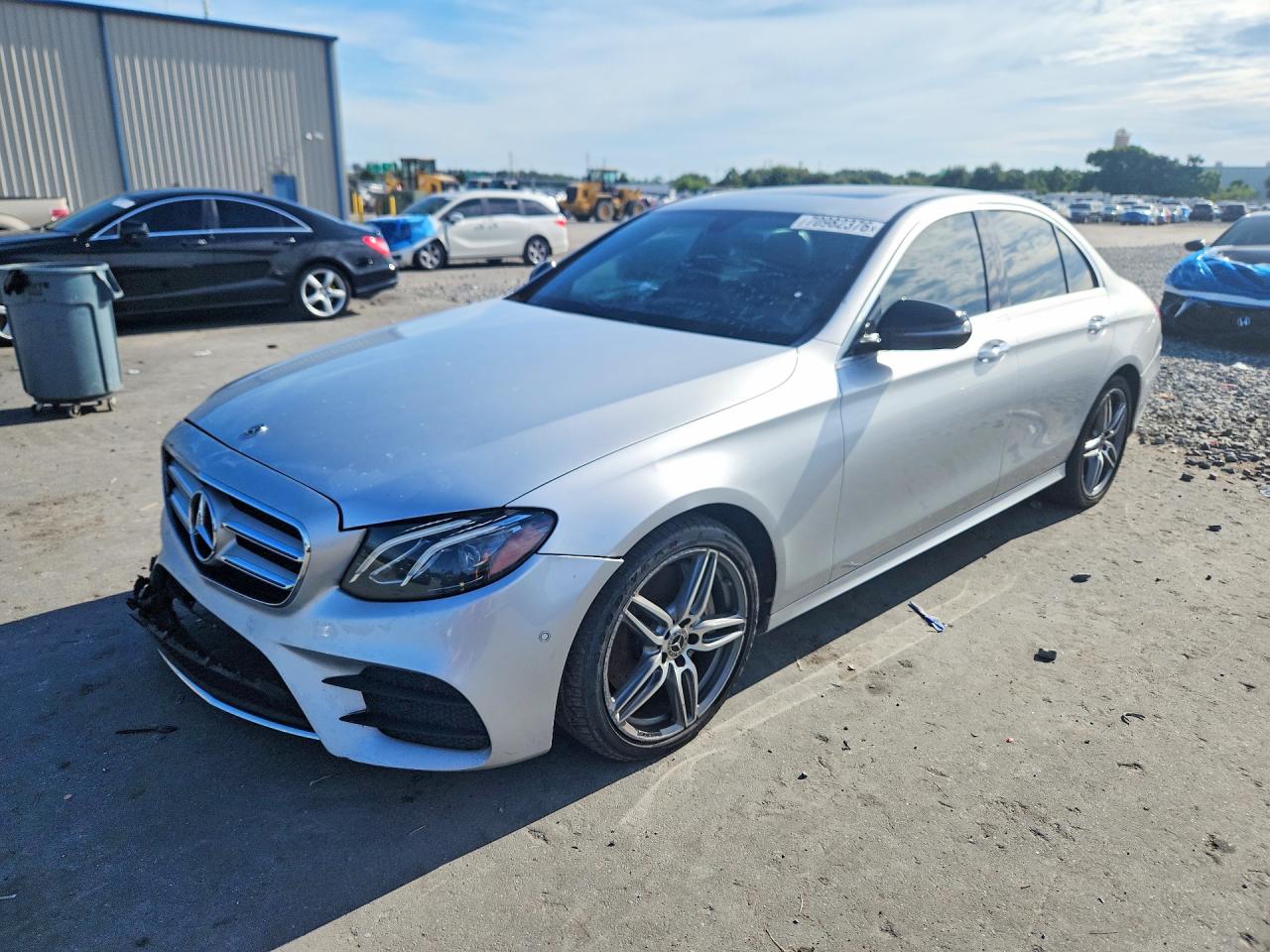2018 MERCEDES-BENZ E-CLASS 300 | WDDZF4JB3JA443855 | UPCARS