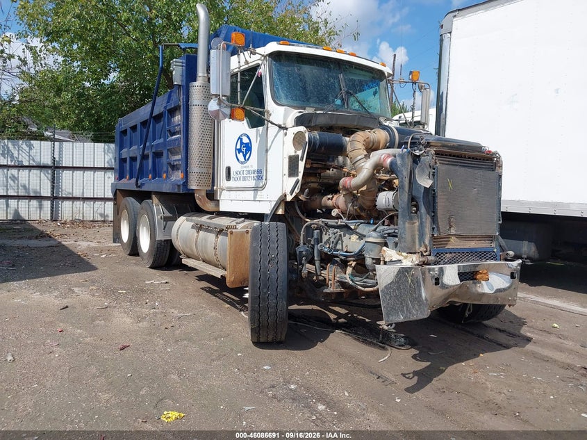 2003 KENWORTH CONSTRUCTION T800 | 1XKDDU9X03J898941 | UPCARS