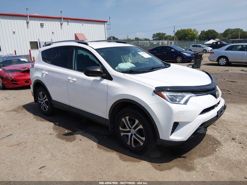 2018 TOYOTA RAV4 LE | 2T3BFREV8JW769651 | UPCARS