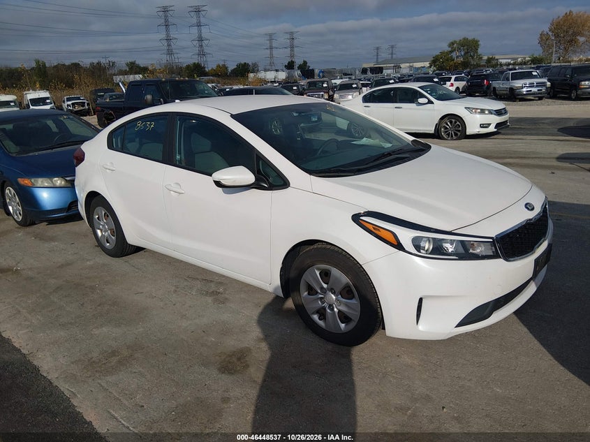 2017 KIA FORTE LX | 3KPFL4A73HE101525 | UPCARS