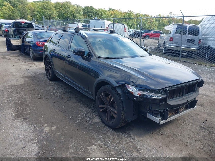 2018 VOLVO V90 CROSS COUNTRY T5 | YV4102NK8J1027157 | UPCARS