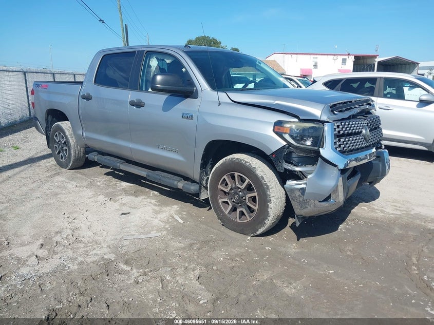 2019 TOYOTA TUNDRA SR5 5.7L V8 | 5TFDW5F10KX833093 | UPCARS