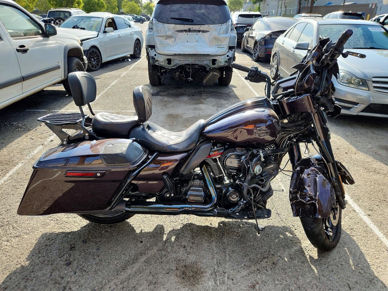 2019 HARLEY-DAVIDSON FLSE | 1HD1PXL30KB960388 | UPCARS