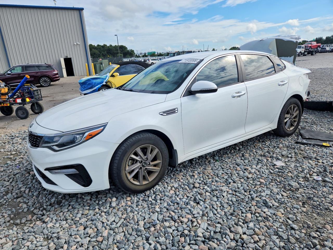 2020 KIA OPTIMA LX | 5XXGT4L39LG439915 | UPCARS