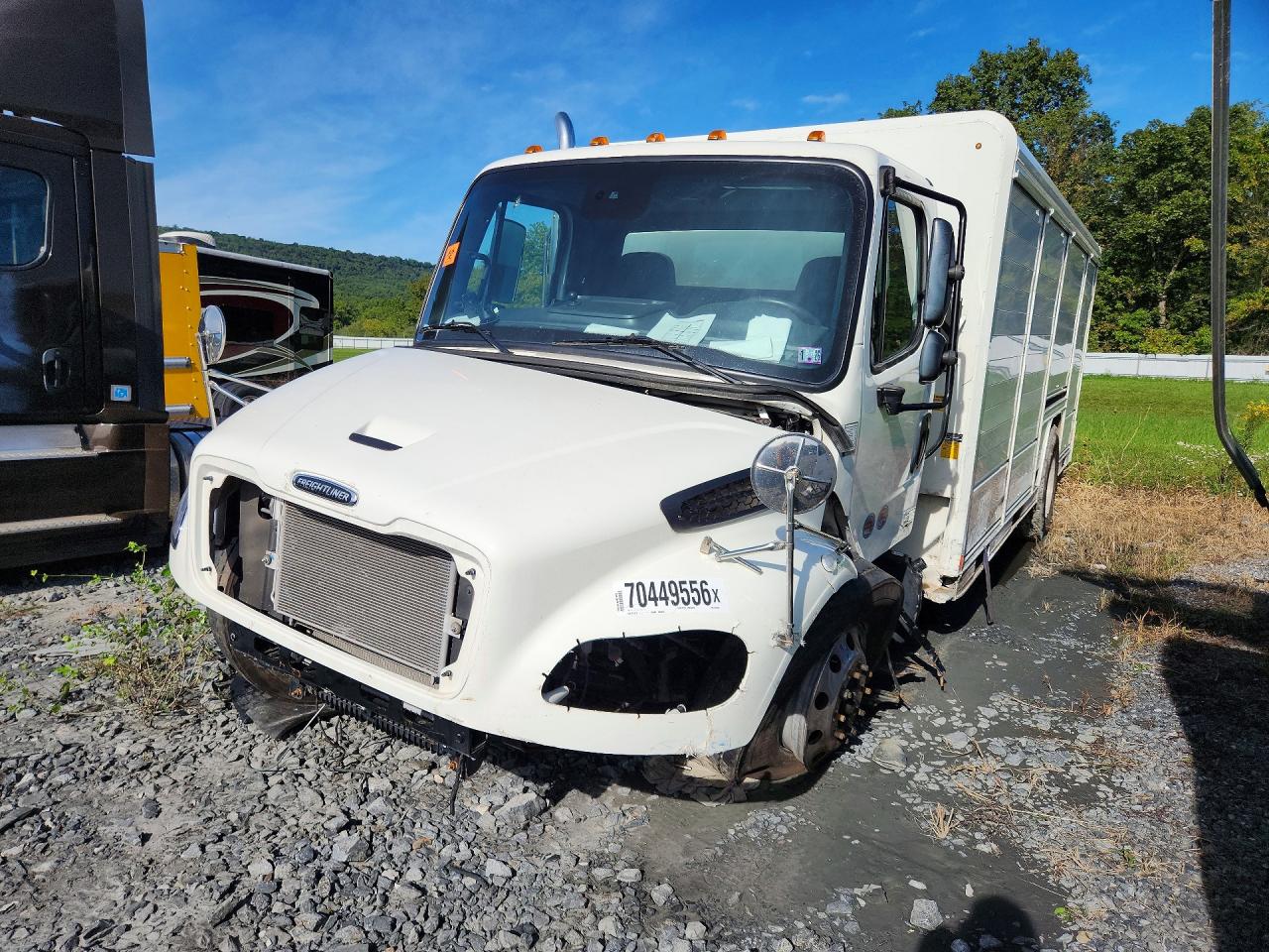 2025 FREIGHTLINER ALL OTHER BUSINESS CLASS  BOX TRUCK | 1FVACWFCXSHVV1836 | UPCARS