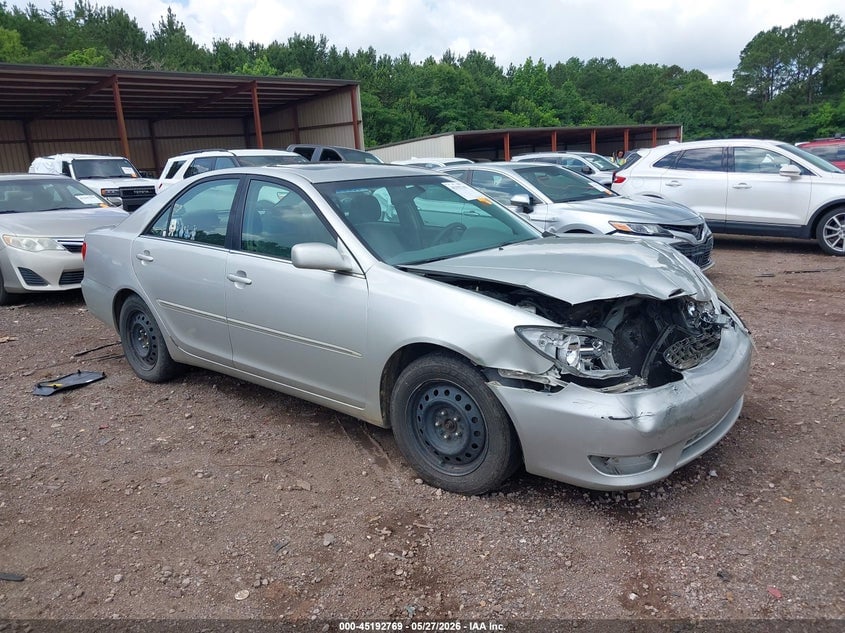 2005 TOYOTA CAMRY XLE | 4T1BE30K45U586355 | UPCARS