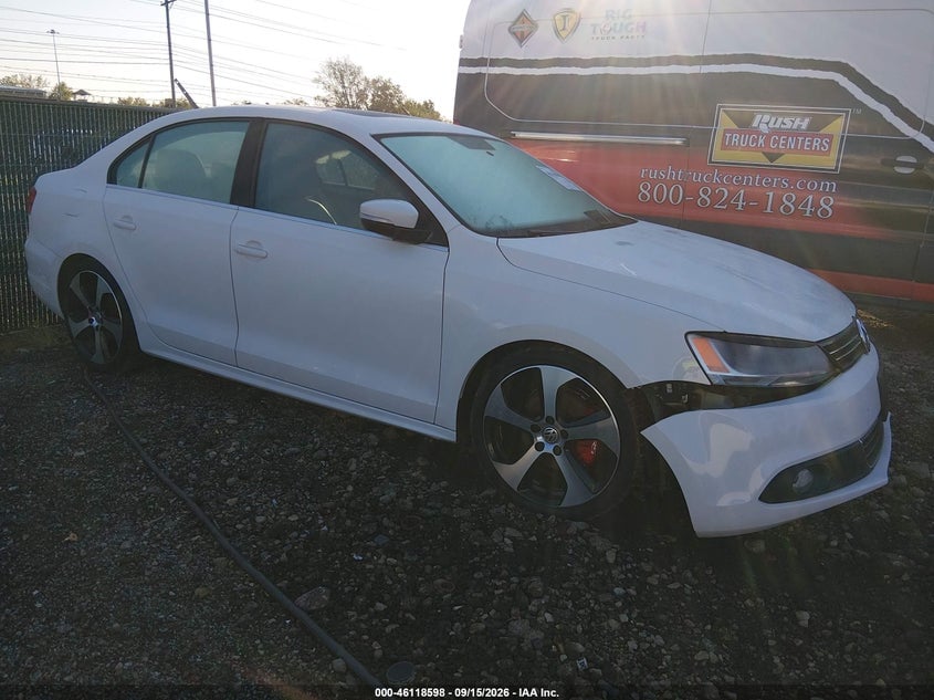 2011 VOLKSWAGEN JETTA 2.5L SEL | 3VWLX7AJ9BM003842 | UPCARS