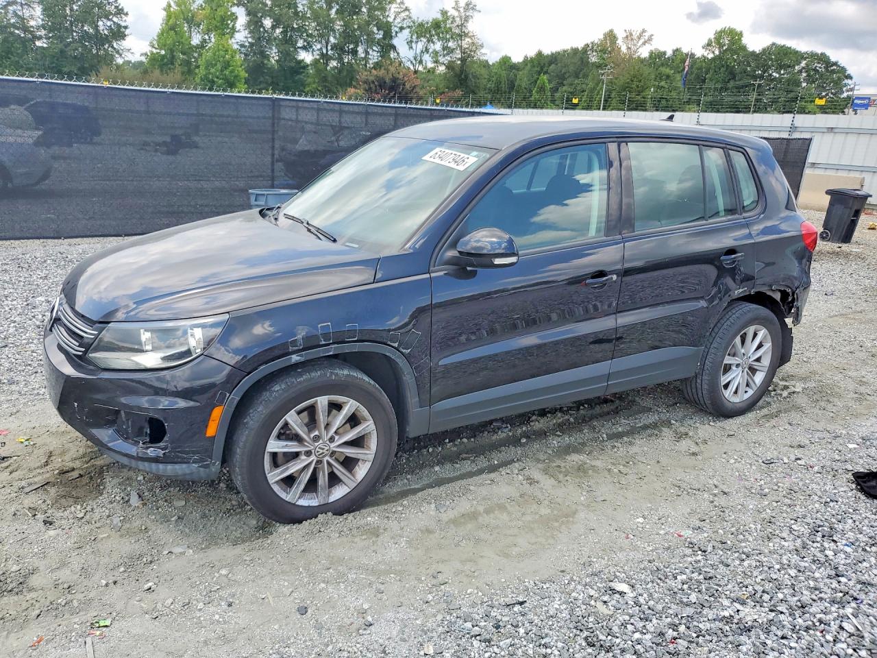 2017 VOLKSWAGEN TIGUAN S | WVGAV7AX5HK050799 | UPCARS