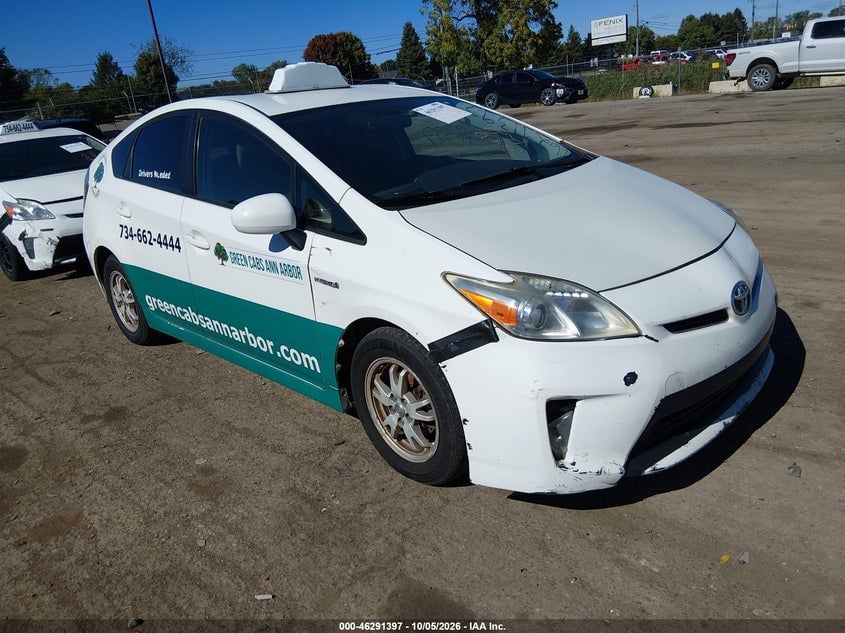 2015 TOYOTA PRIUS TWO | JTDKN3DU3F1913332 | UPCARS