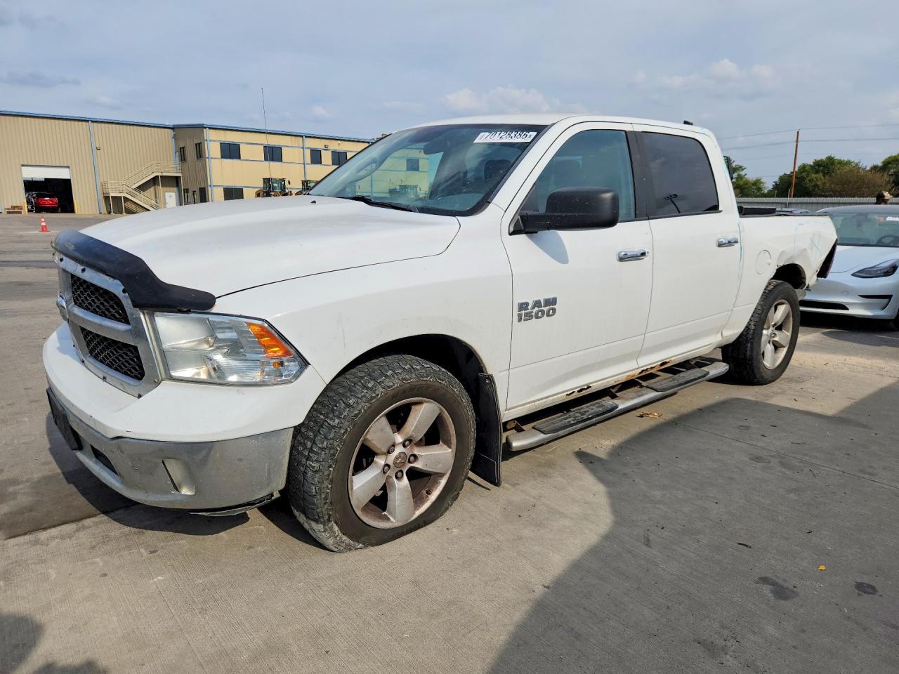 2017 RAM 1500 SLT | 1C6RR7LG4HS591052 | UPCARS