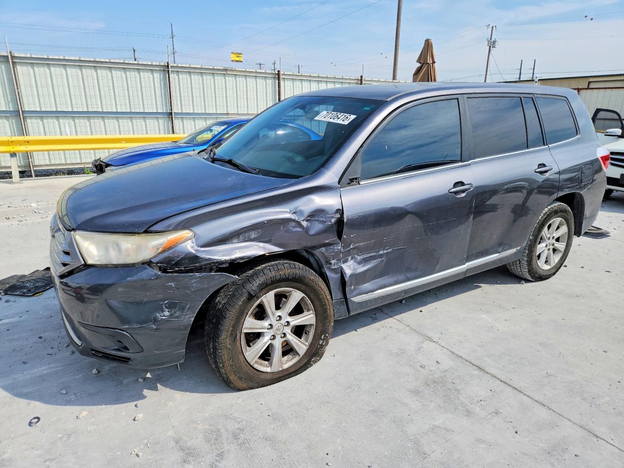 2011 TOYOTA HIGHLANDER BASE | 5TDZK3EH8BS038173 | UPCARS