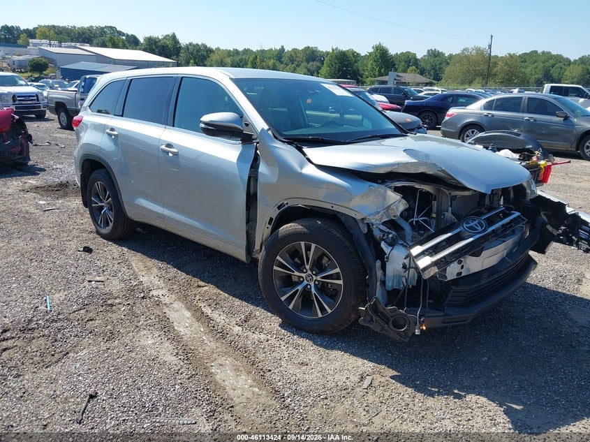 2018 TOYOTA HIGHLANDER LE PLUS | 5TDBZRFH8JS825783 | UPCARS