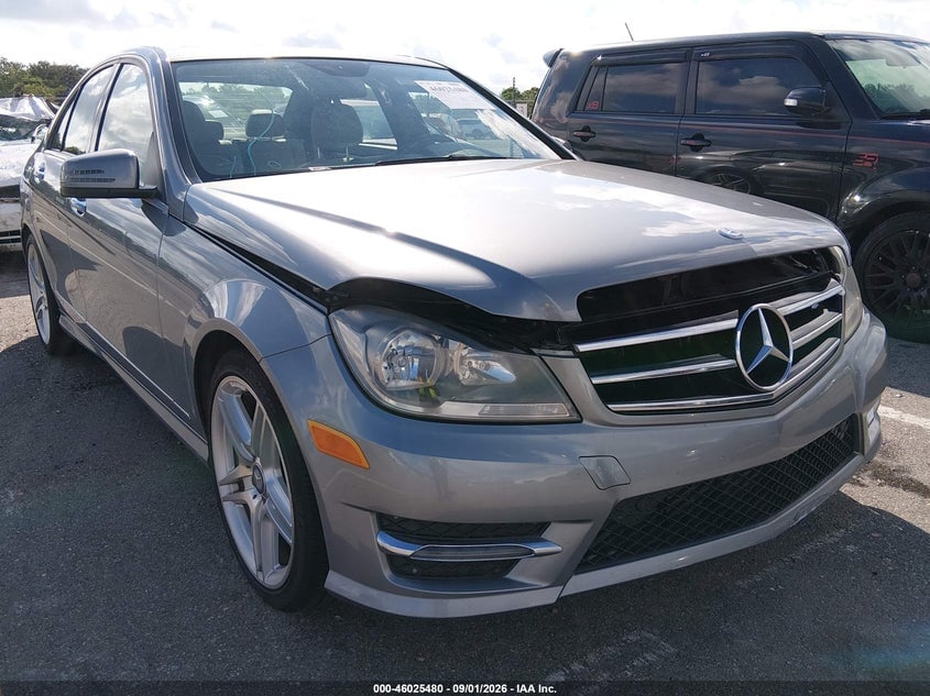 2014 MERCEDES-BENZ C 250 SPORT | WDDGF4HB9EG253882 | UPCARS