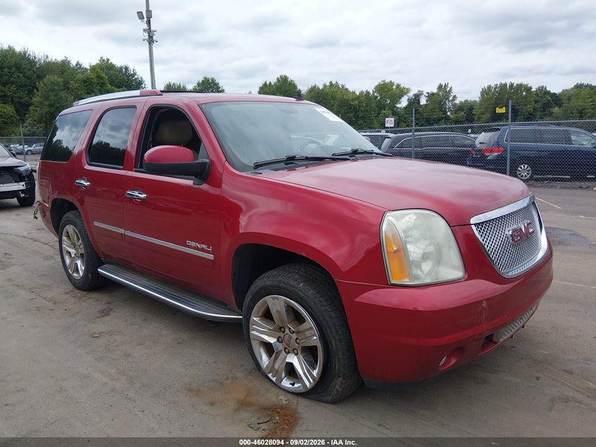 2012 GMC YUKON DENALI | 1GKS2EEF0CR208929 | UPCARS
