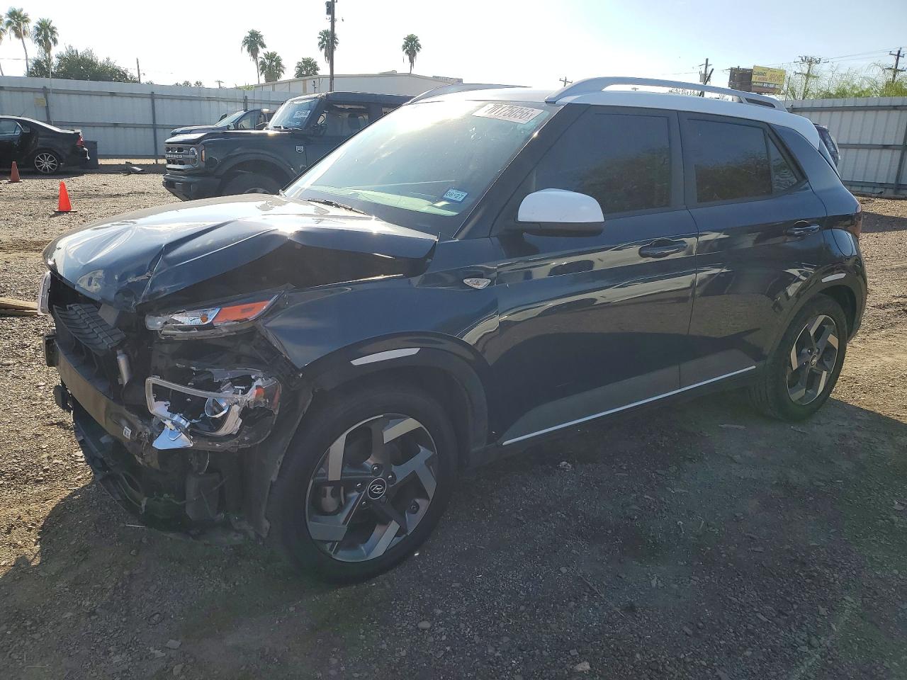 2024 HYUNDAI VENUE LIMITED | KMHRC8A34RU310658 | UPCARS