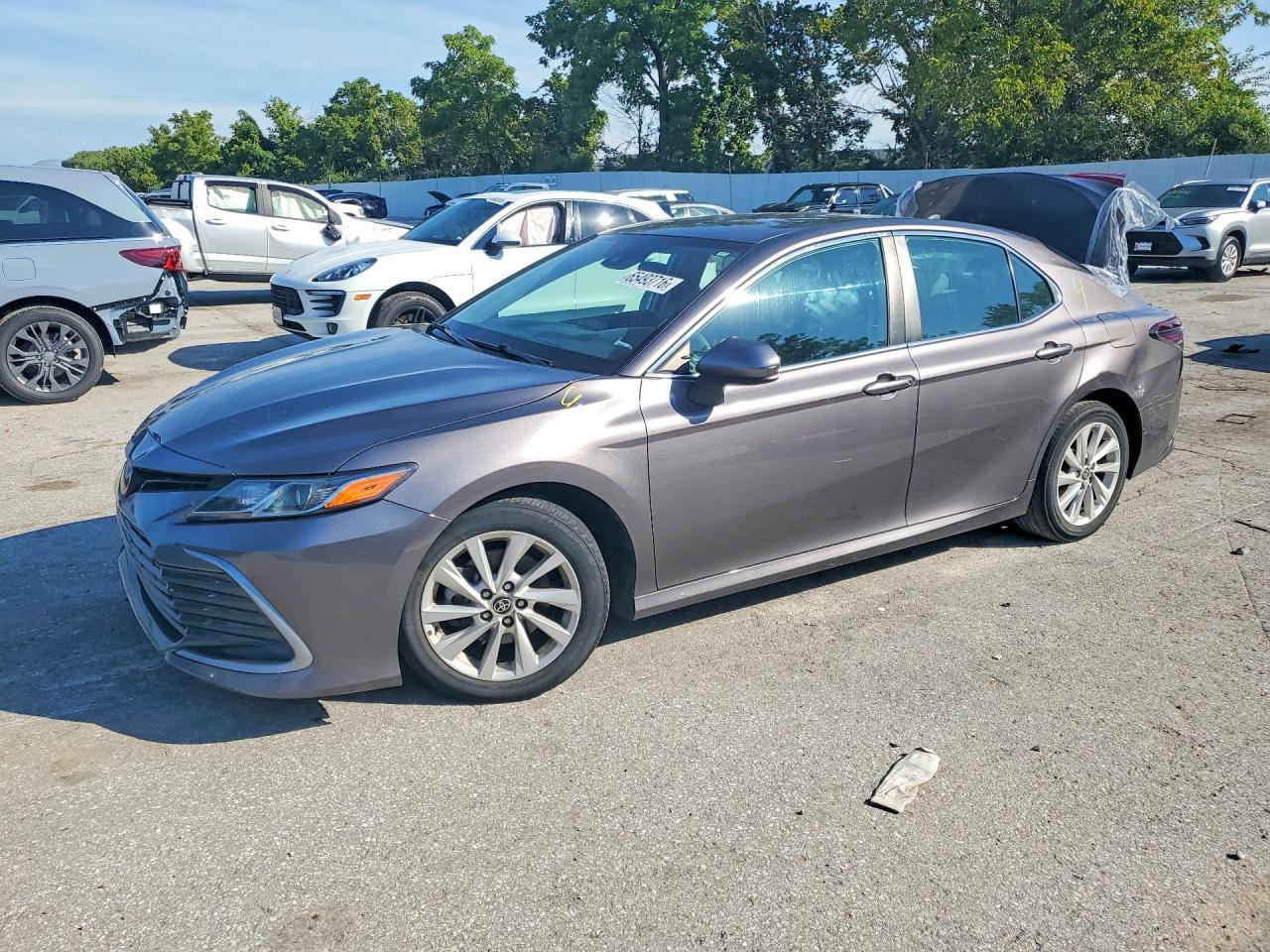 2022 TOYOTA CAMRY SE | 4T1C11AK5NU647618 | UPCARS