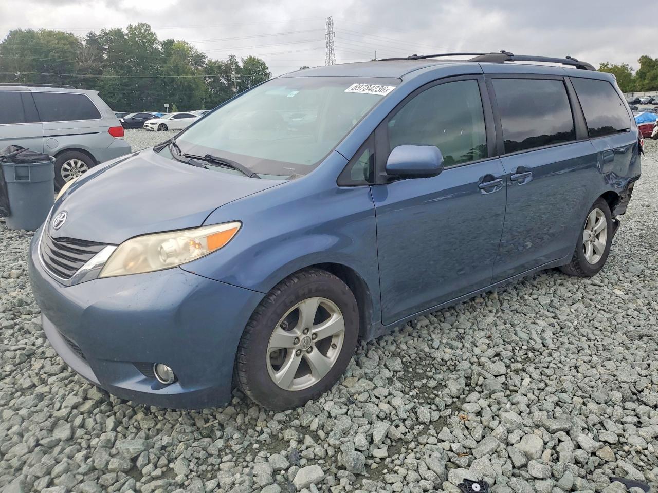 2014 TOYOTA SIENNA LE | 5TDKK3DC6ES511564 | UPCARS