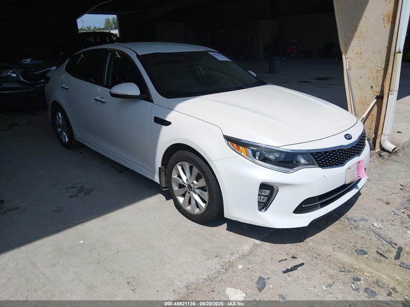 2018 KIA OPTIMA S | 5XXGT4L37JG234199 | UPCARS