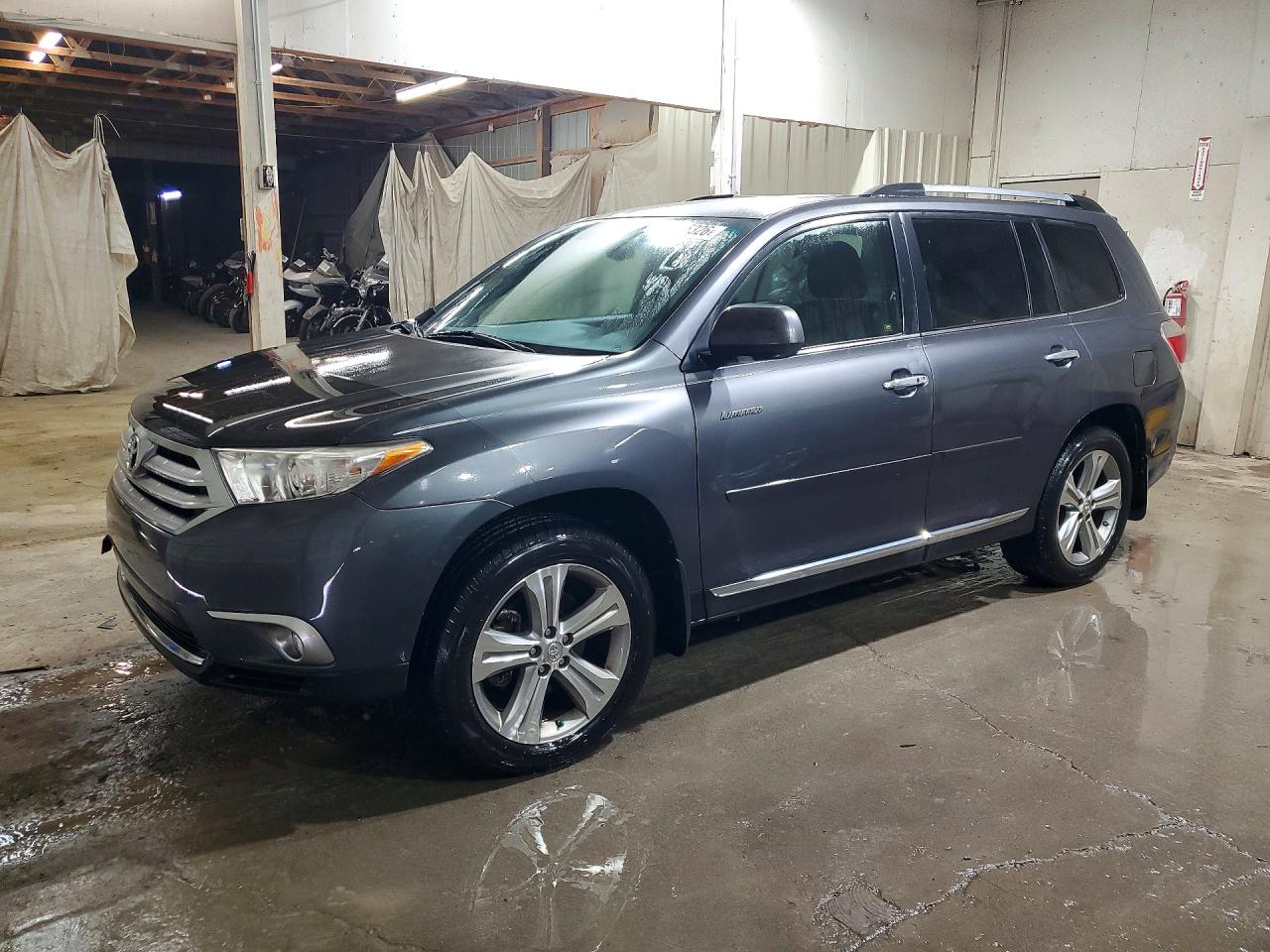 2011 TOYOTA HIGHLANDER LIMITED | 5TDDK3EH3BS058504 | UPCARS