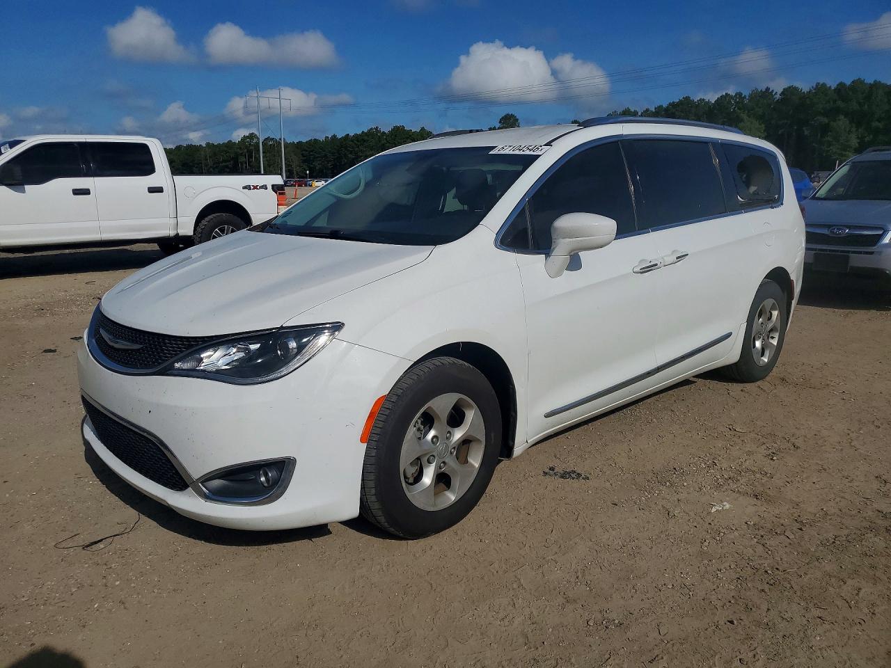 2017 CHRYSLER PACIFICA TOURING L PLUS | 2C4RC1EG4HR515627 | UPCARS