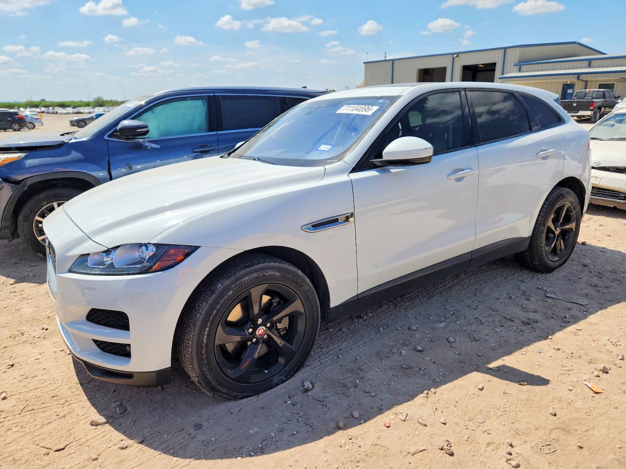 2017 JAGUAR F-PACE PREMIUM | SADCJ2BV7HA093446 | UPCARS