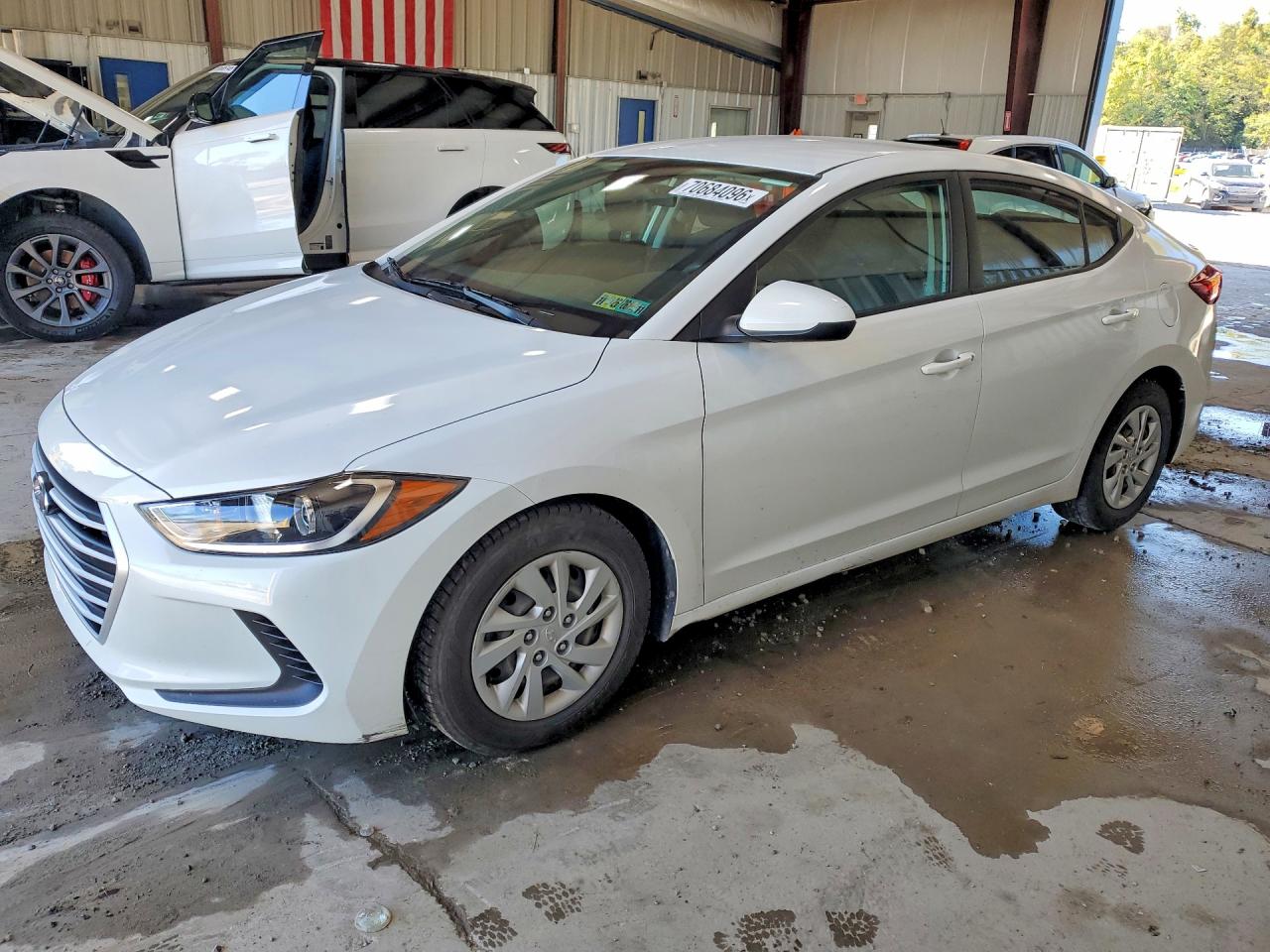 2018 HYUNDAI ELANTRA SE | 5NPD74LF4JH231962 | UPCARS