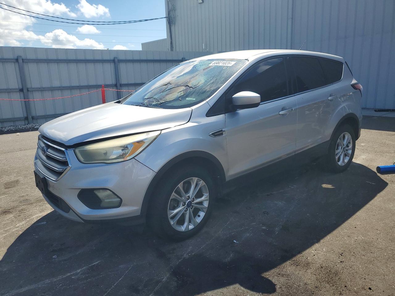 2017 FORD ESCAPE SE | 1FMCU9GD7HUE39565 | UPCARS