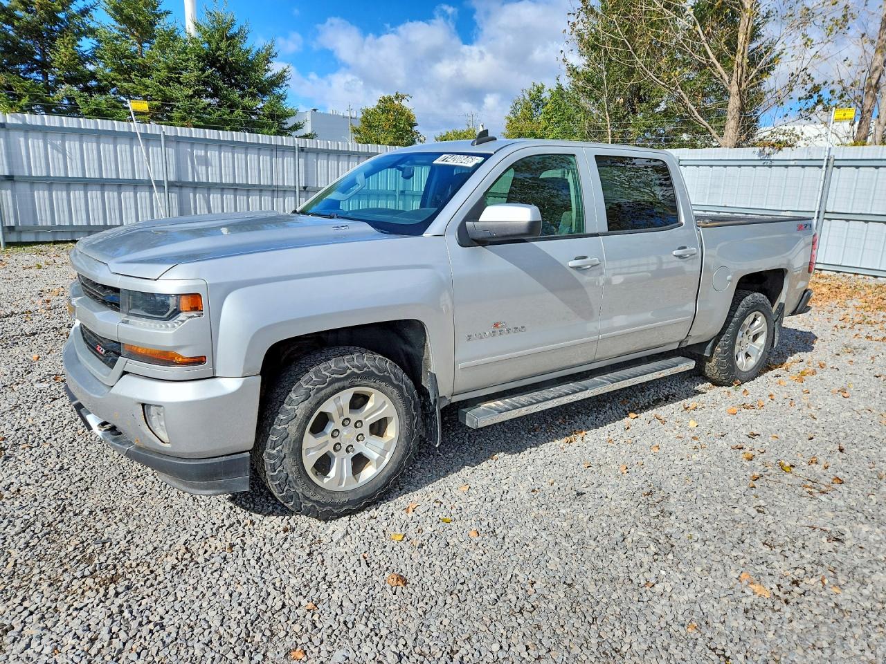 2017 CHEVROLET SILVERADO K1500 LT | 3GCUKREC9HG517145 | UPCARS