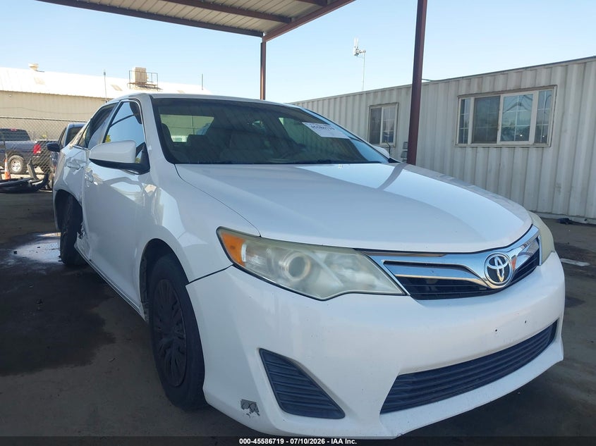 2014 TOYOTA CAMRY LE | 4T1BF1FK3EU405593 | UPCARS