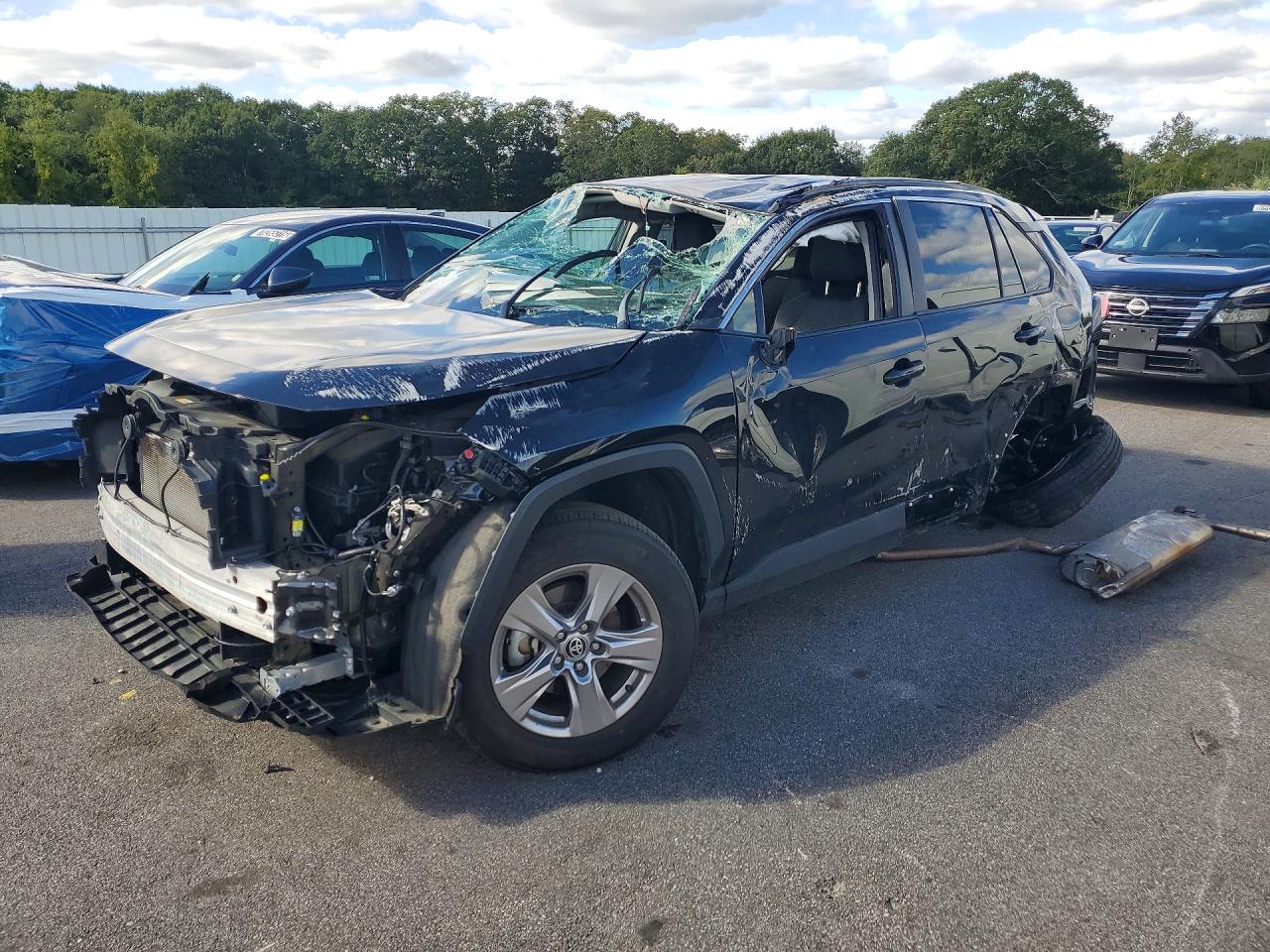 2025 TOYOTA RAV4 XLE | 2T3P1RFV5SW554409 | UPCARS