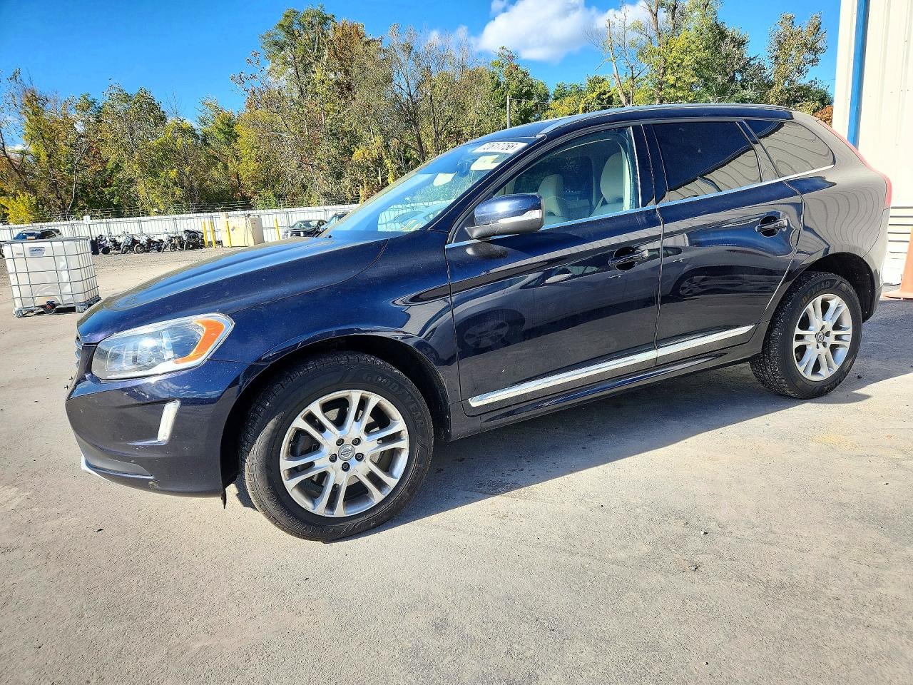 2016 VOLVO XC60 T5 PREMIER | YV4612RK6G2830162 | UPCARS
