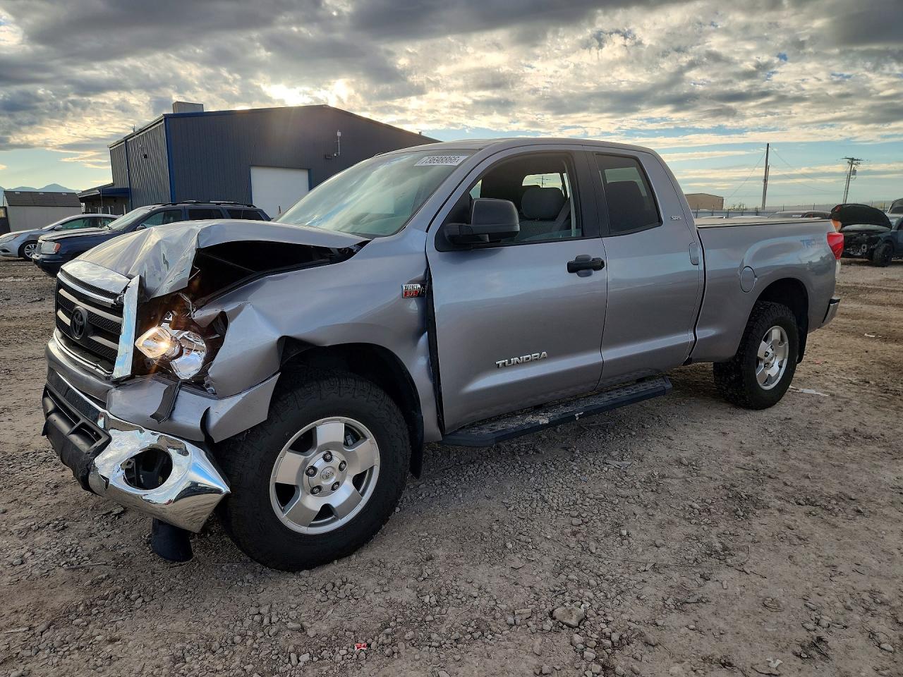 2013 TOYOTA TUNDRA DOUBLE CAB SR5 | 5TFUY5F16DX273268 | UPCARS