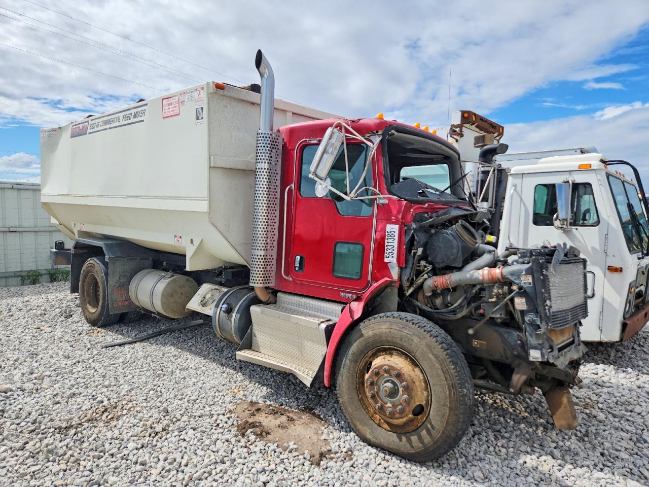 2013 KENW T370 ORTH  FEED MIXER TRUCK | 2NKHHN7XXDM340856 | UPCARS