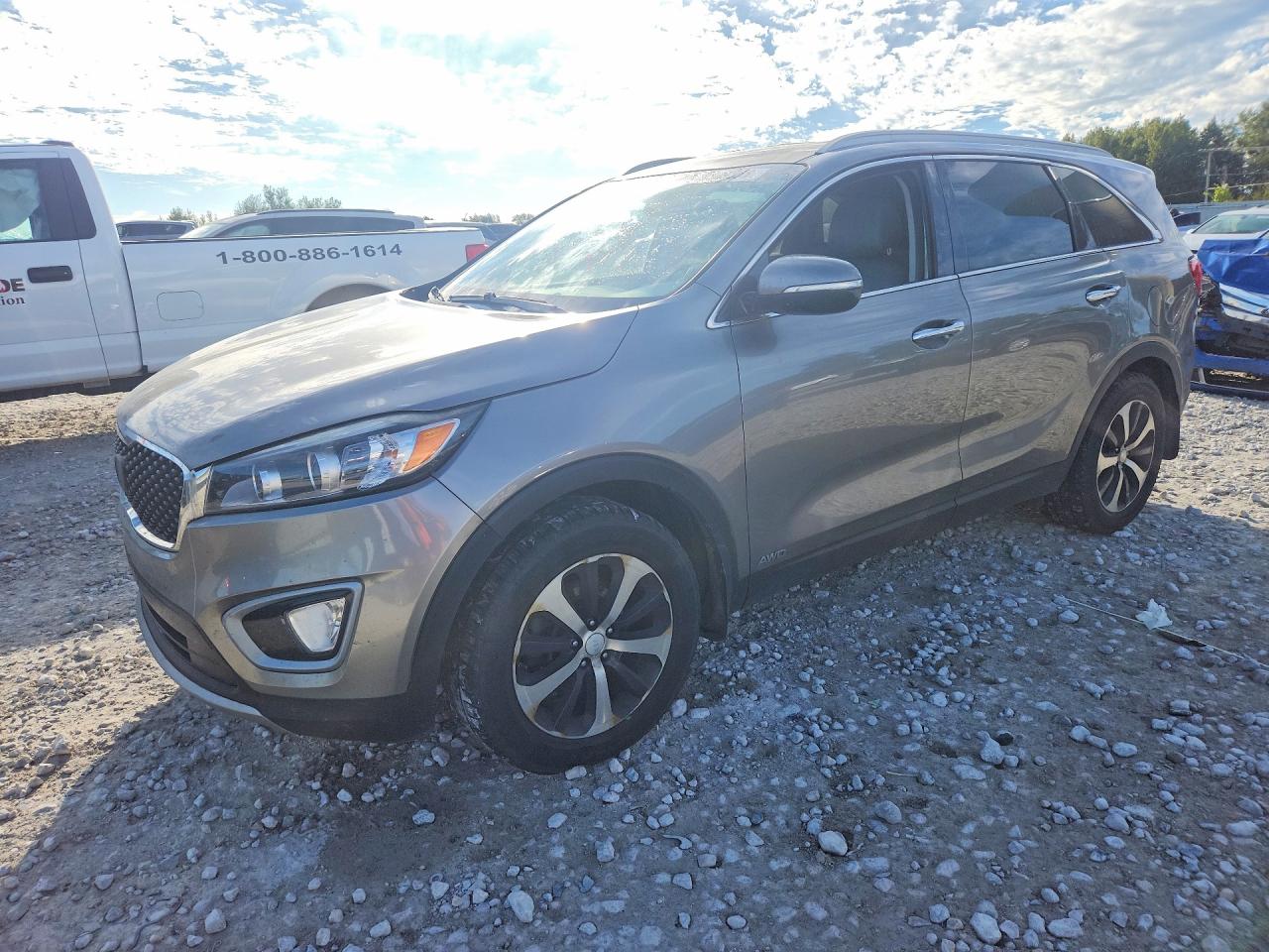 2016 KIA SORENTO EX | 5XYPHDA15GG017595 | UPCARS