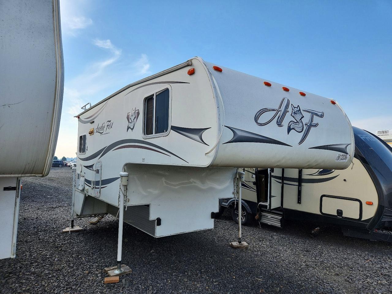 2014 NORTHWOOD ARCTIC FOX SLIDE-IN CAMPER | 1NCN992S3E0111139 | UPCARS
