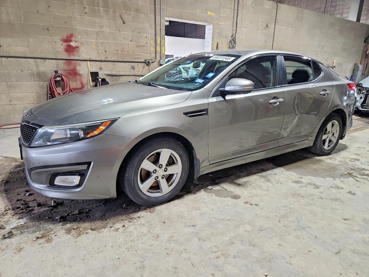 2015 KIA OPTIMA LX | 5XXGM4A77FG519379 | UPCARS