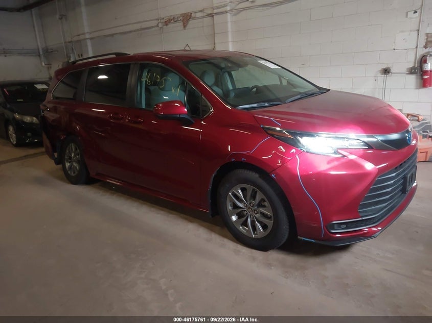 2022 TOYOTA SIENNA LE | 5TDKSKFC6NS046727 | UPCARS