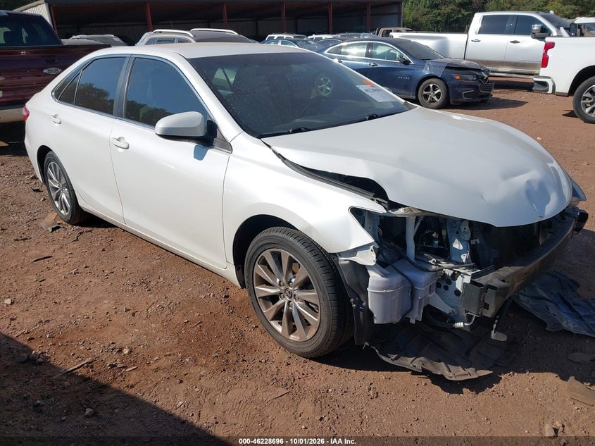 2015 TOYOTA CAMRY XLE | 4T1BF1FK9FU945712 | UPCARS