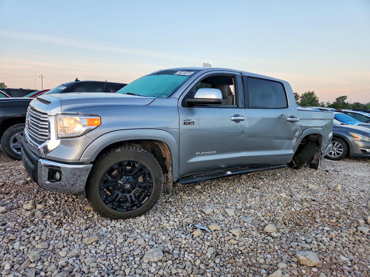 2015 TOYOTA TUNDRA CREWMAX LIMITED | 5TFHW5F14FX419712 | UPCARS