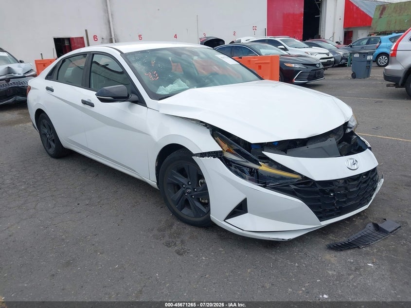 2022 HYUNDAI ELANTRA SEL | 5NPLS4AG2NH084939 | UPCARS