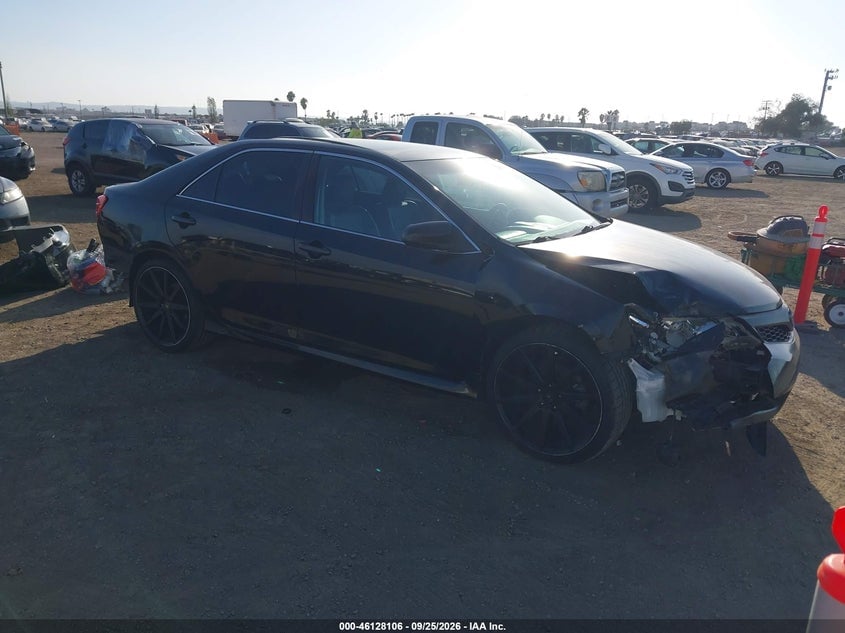 2014 TOYOTA CAMRY SE | 4T1BF1FKXEU320623 | UPCARS