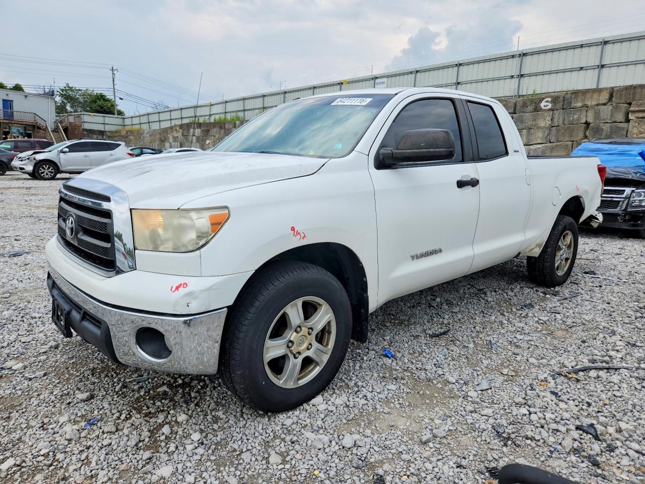 2011 TOYOTA TUNDRA DOUBLE CAB SR5 | 5TFUM5F11BX018603 | UPCARS