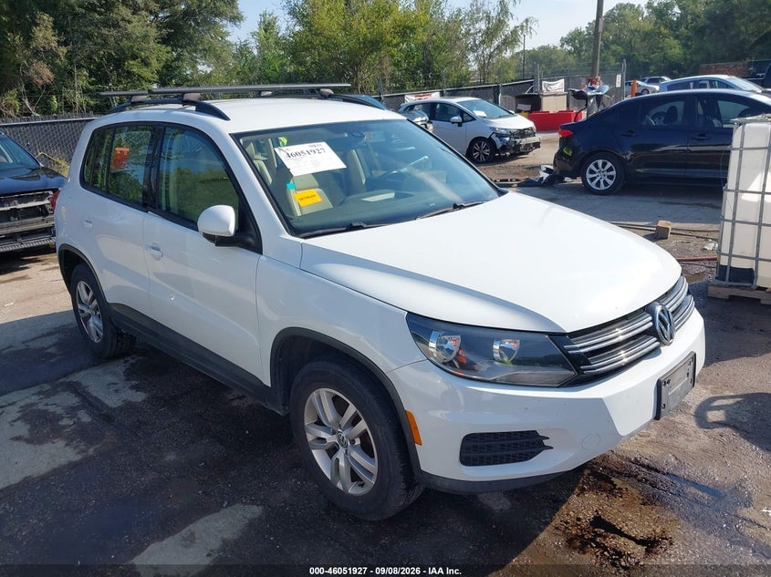2016 VOLKSWAGEN TIGUAN S | WVGBV7AXXGW594243 | UPCARS