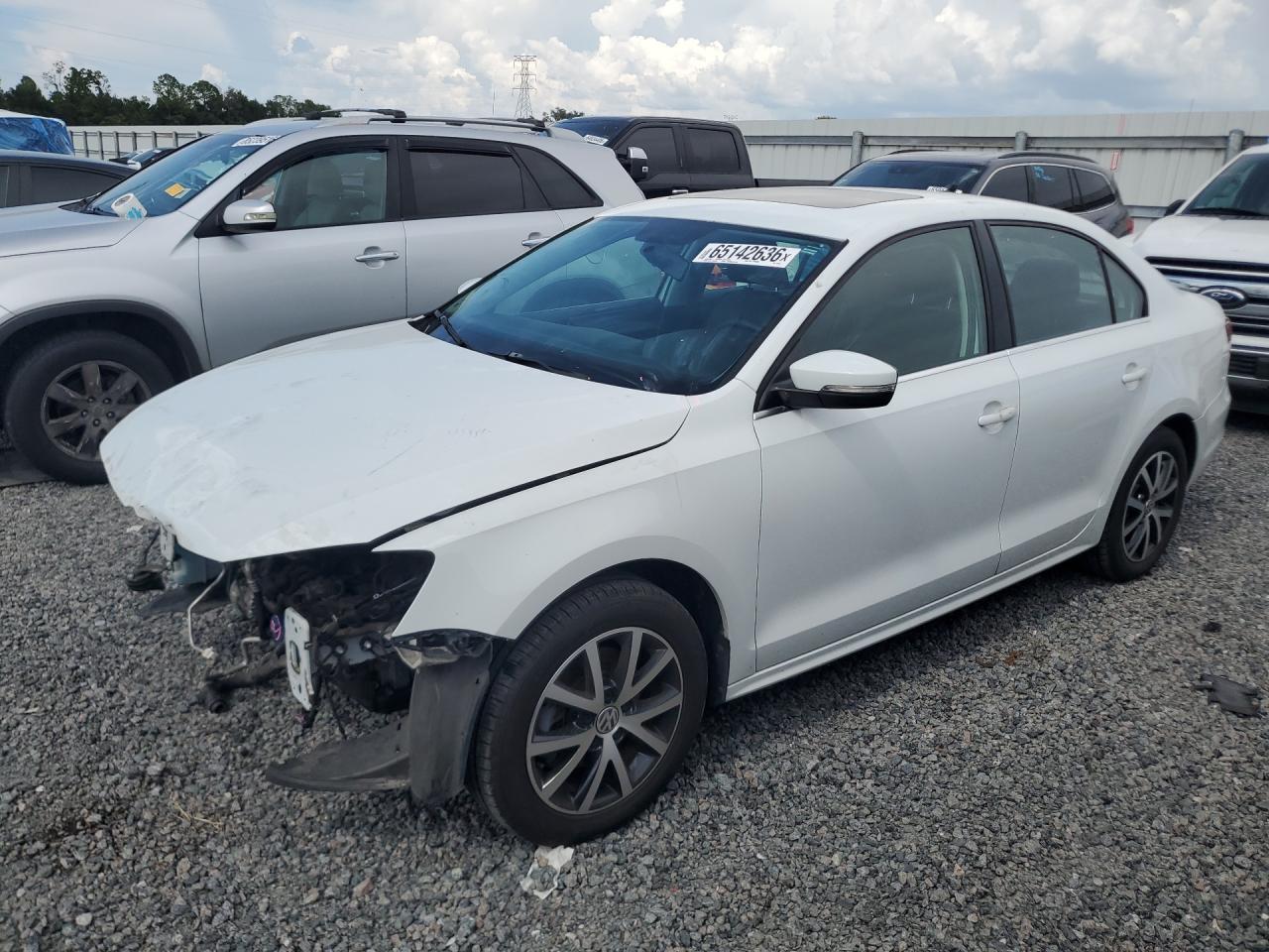 2017 VOLKSWAGEN JETTA SE | 3VWDB7AJ2HM374515 | UPCARS